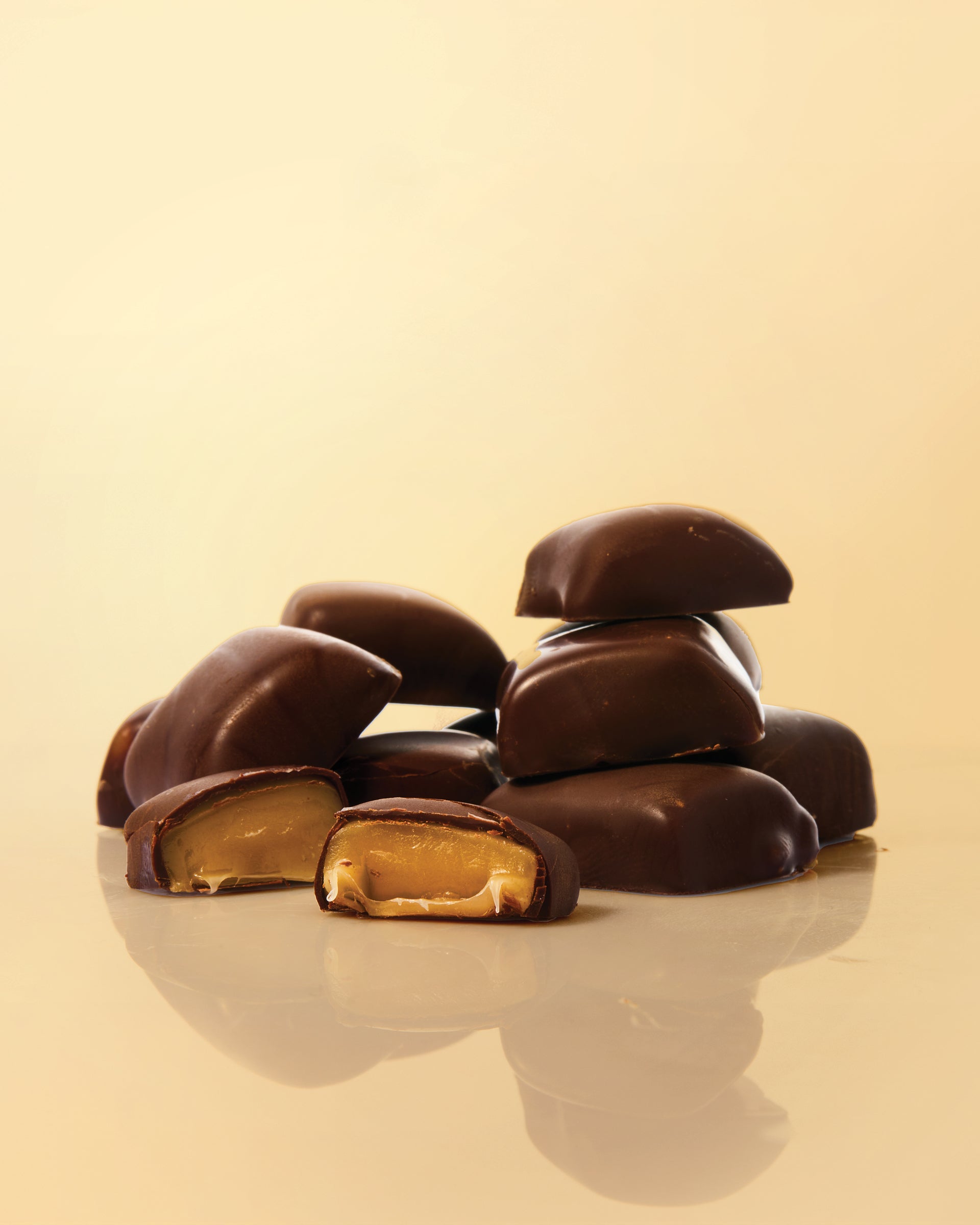 Salted Caramel Chocolate 120g - by Suestro