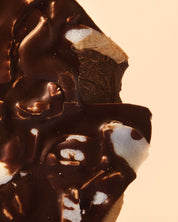 Coconut Chip Chocolate 150g - by Suestro